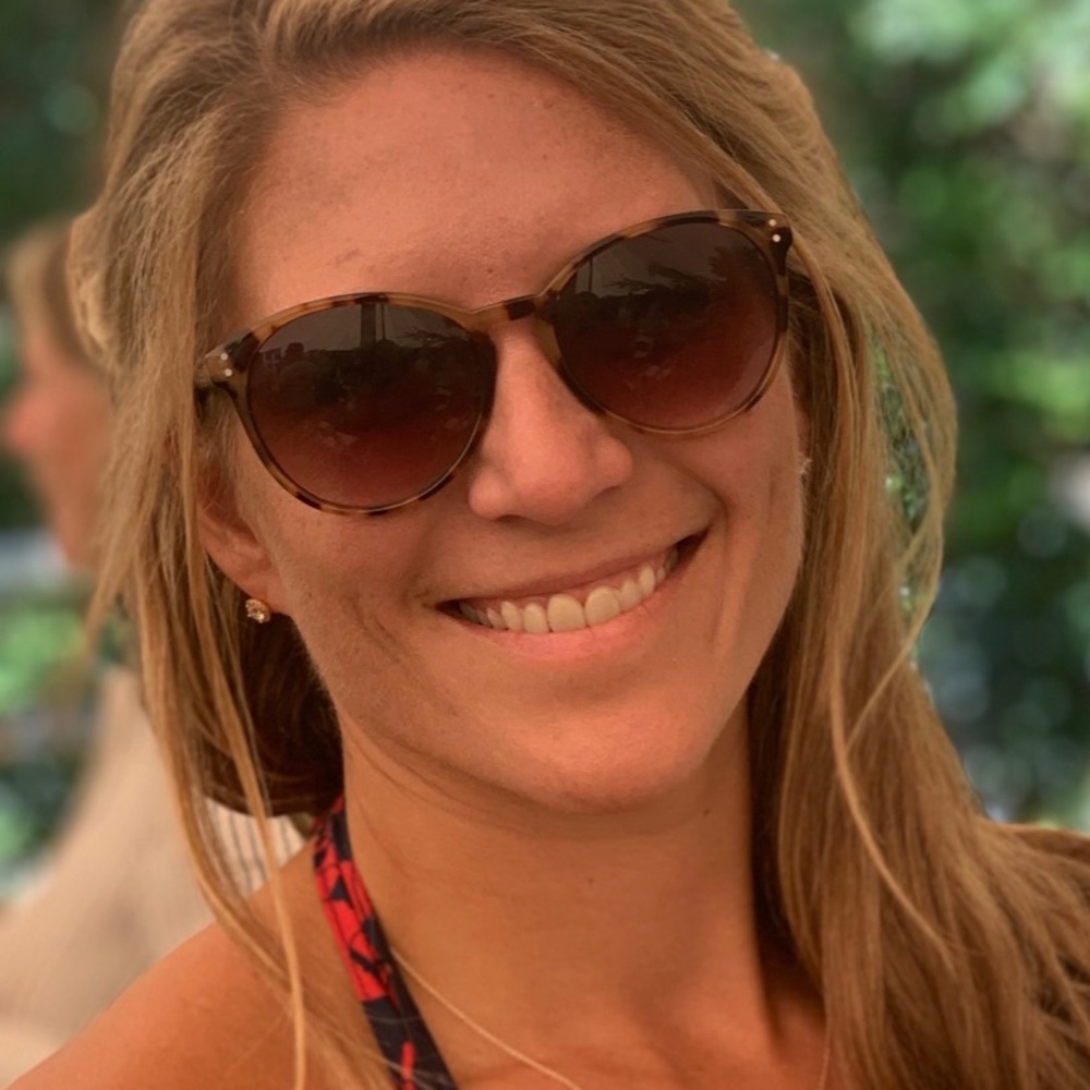 Meet your Posher, Louise